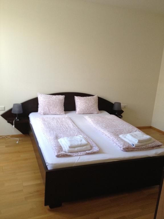 Debo Apartments Schoenbrunner Strasse - Contactless Check In Виена Стая снимка