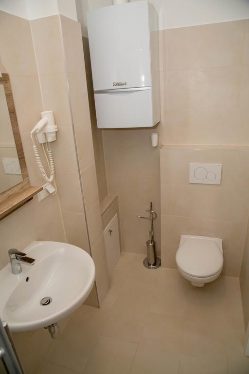 Debo Apartments Schoenbrunner Strasse - Contactless Check In Виена Екстериор снимка